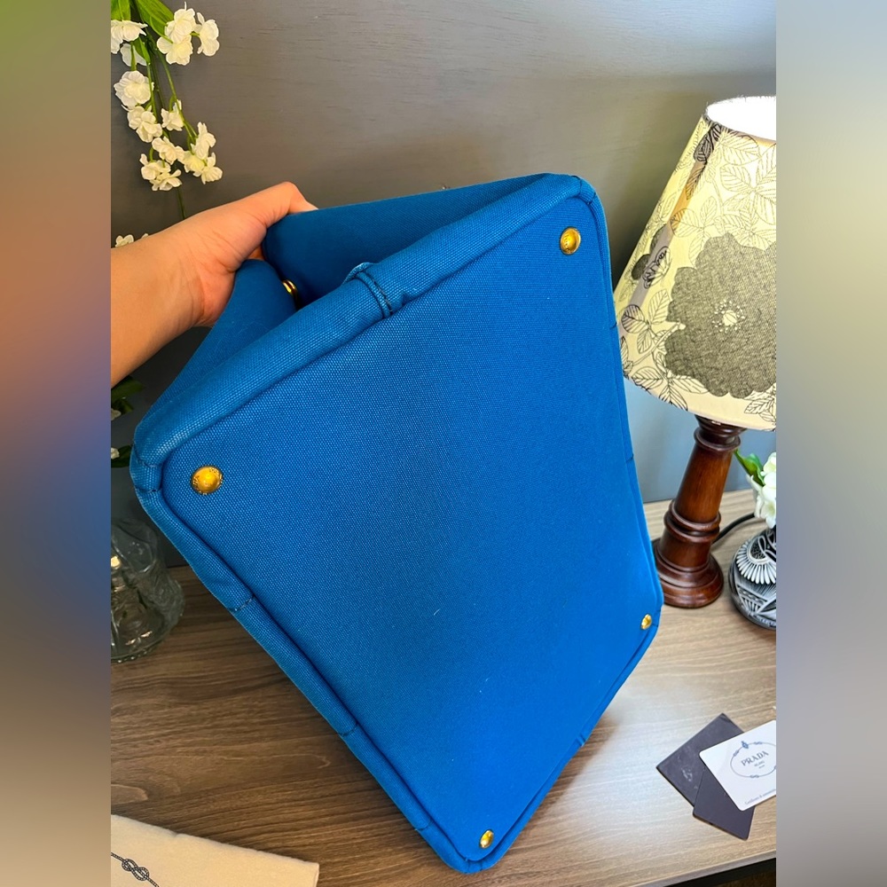PRADA Canapa Large size Blue Color - Picture 9 of 10